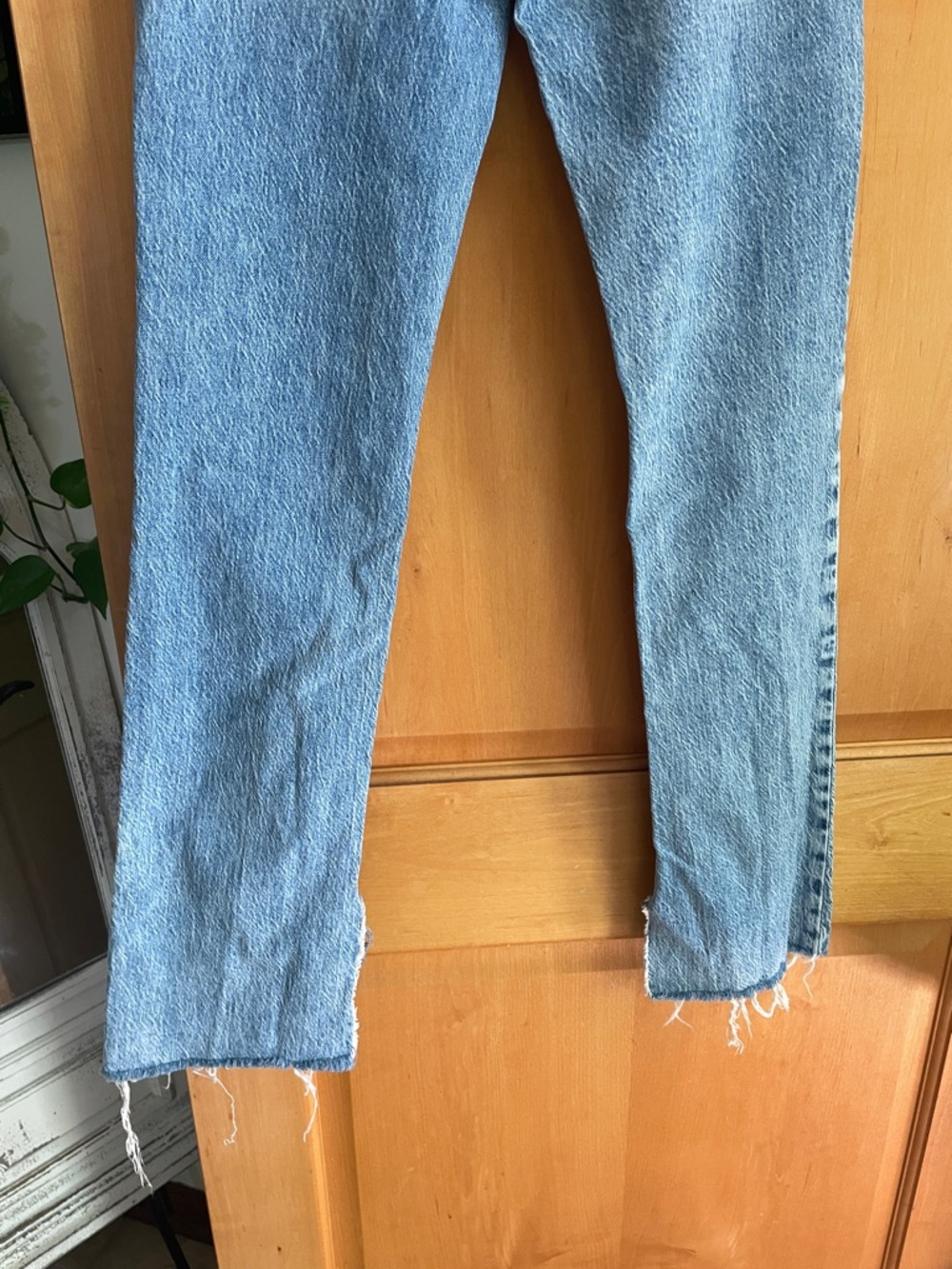 Zara Gorgeous Size 4 Blue Straight Leg Jeans Raw Hem - Picture 8 of 9